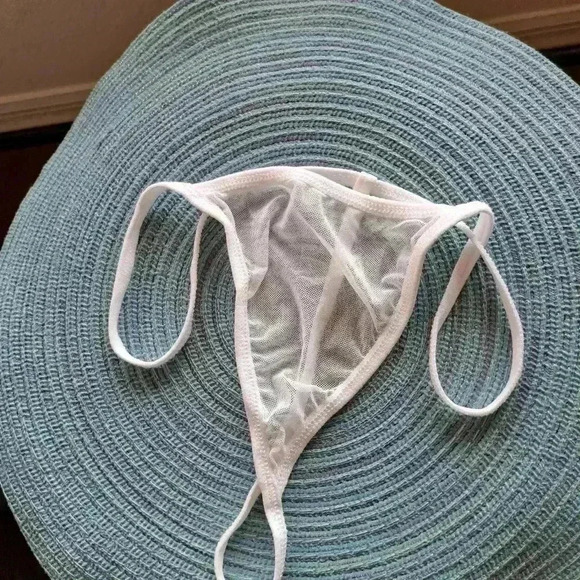 Negligee white lace and mesh - Picture 8 of 9